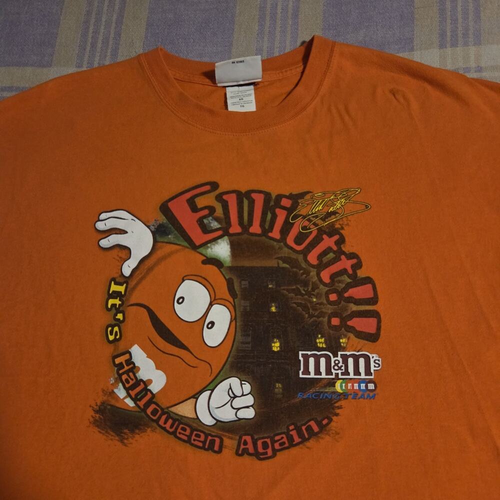 Vintage NASCAR M&M Halloween T Shirt Elliot Sadler Chase Authentics 2004 Size XL